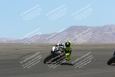 media/May-14-2022-SoCal Trackdays (Sat) [[7b6169074d]]/Bowl (1120am)/